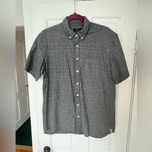 Men’s Sub-Urban RIOT short sleeve grey button down shirt